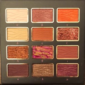 Dito Persephone Eyeshadow Palette